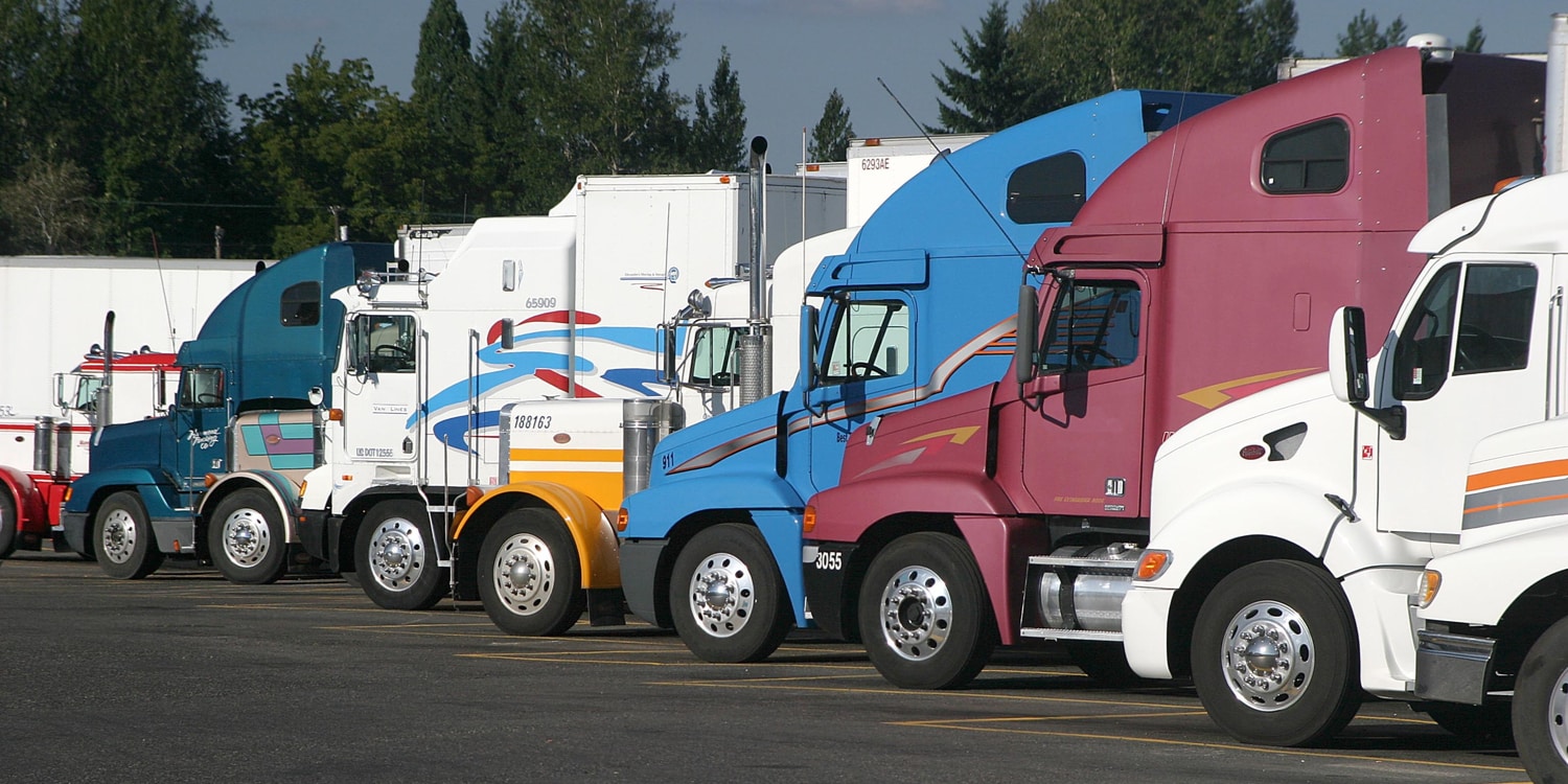 Truck Stop Etiquette & Safety Tips | Phoenix Truck Driving School